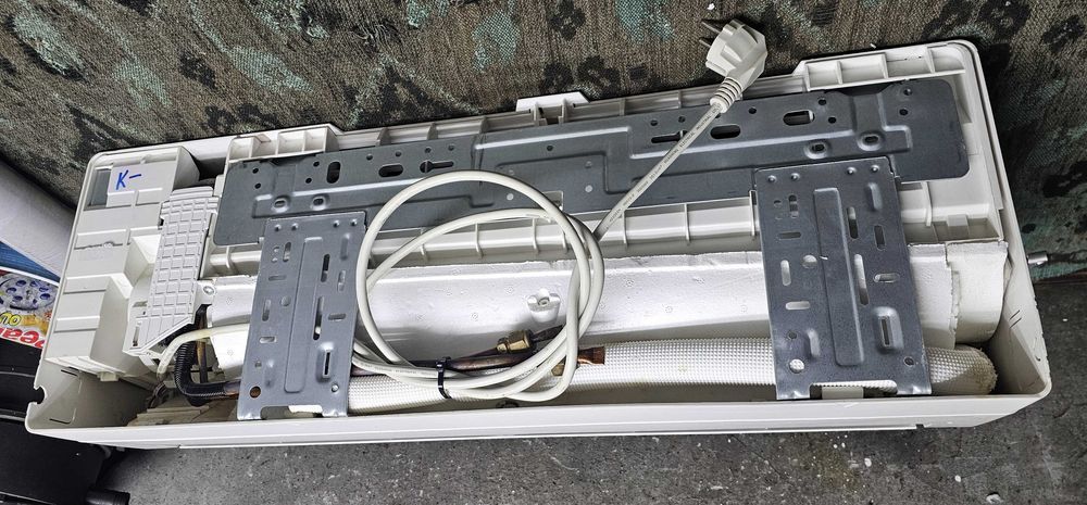 3 броя - Климатик OSAKA CH-09-SME, 9000 BTU