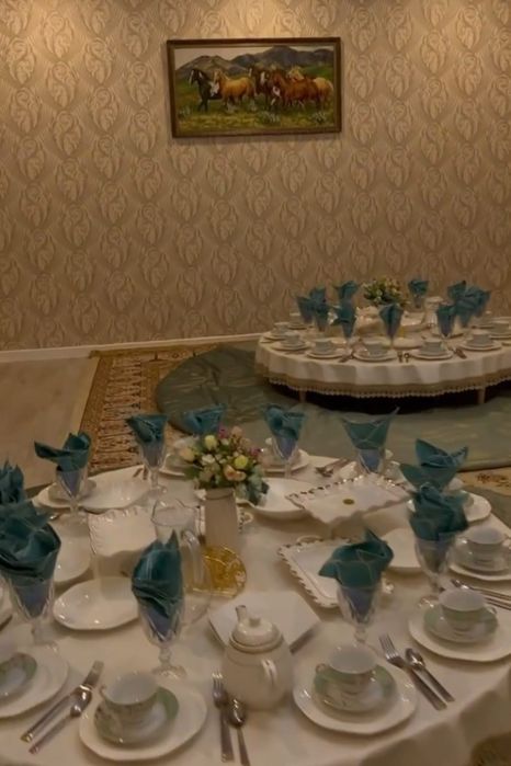 Аренда: Стол,посуда, корпе!