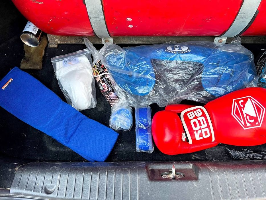 экипировка для кикбоксинга