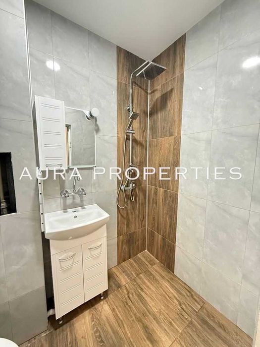 Продава се Двустаен апартамент в Разград, Орел - 62 кв.м за 1234 €/кв.м - Снимка #8