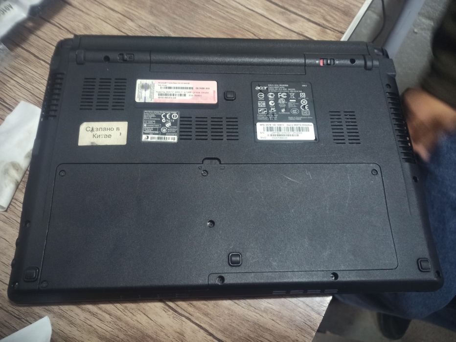 Noutbuk acer i3 tosh