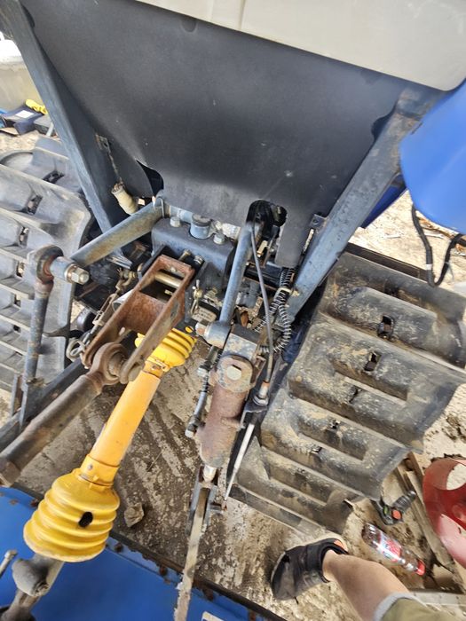 Tractor iseki cu senile 20 CP