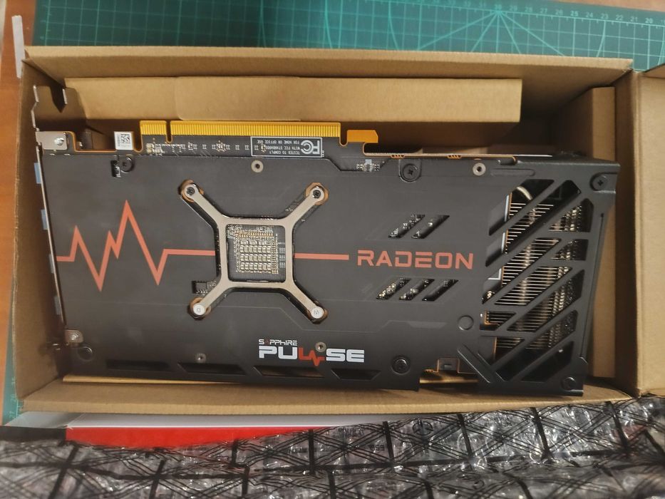 Placa video Saphire Radeon RX 7600 8GB