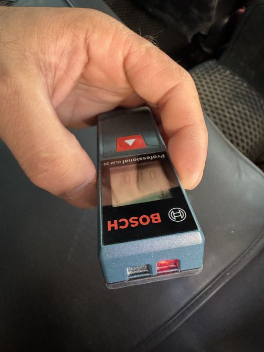 Лазерный дальномер Bosch Professional GLM 20