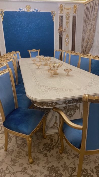 Гостиная мебель в отличном состояние