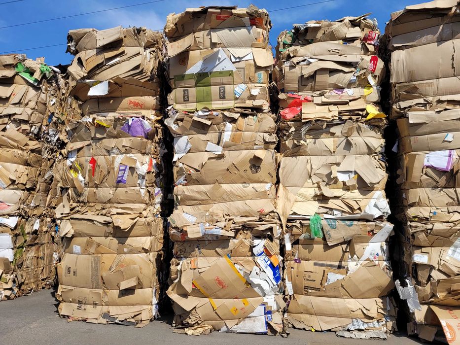 Принимаем макулатуру !!!