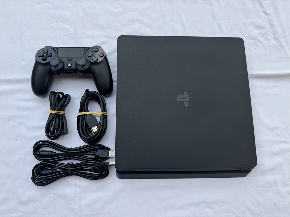 Playstation 4 Slim 500gb hotira