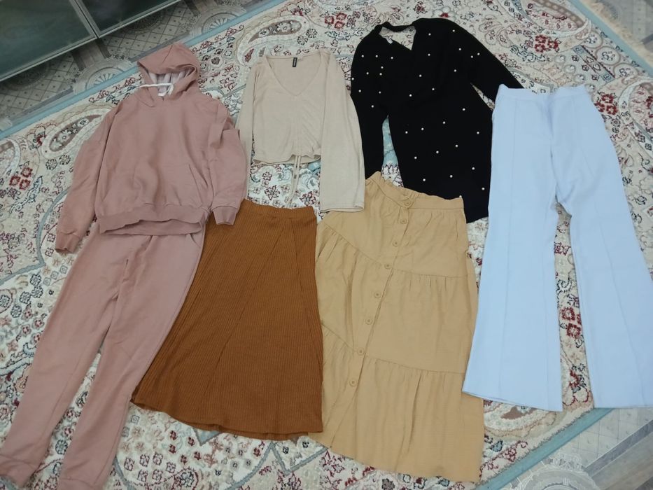 Продам Пакет вещей S/M за 6000