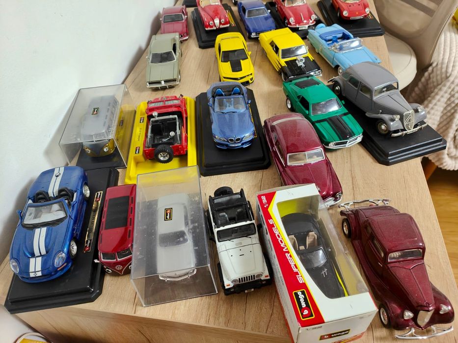 Machete masini de colectie