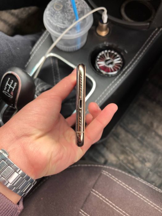 Iphone 11 pro max sotiladi