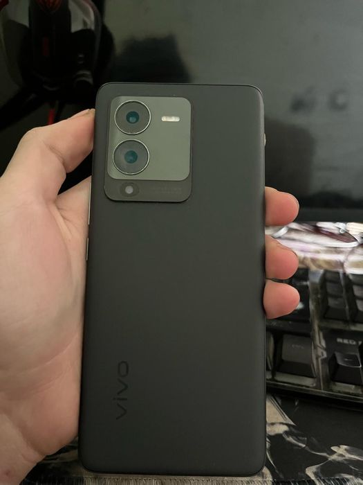 продам vivo v25 pro