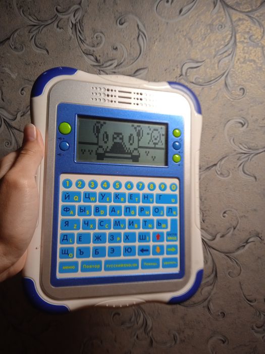 детский развивающий планшет