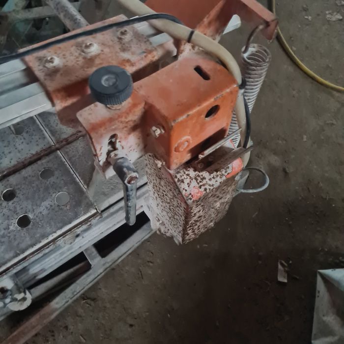 Clipper Norton masina de tăiat pavele piatra cu apa