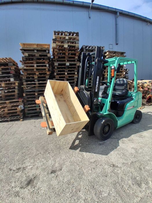 motostivuitor cu rotator stivuitor cu rasturnator