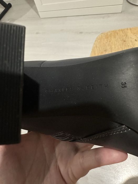 Полу ботинки оригинал новые