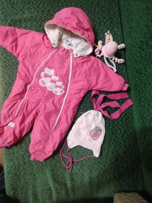 Продам дешево зимние комбинезоны-трансформеры