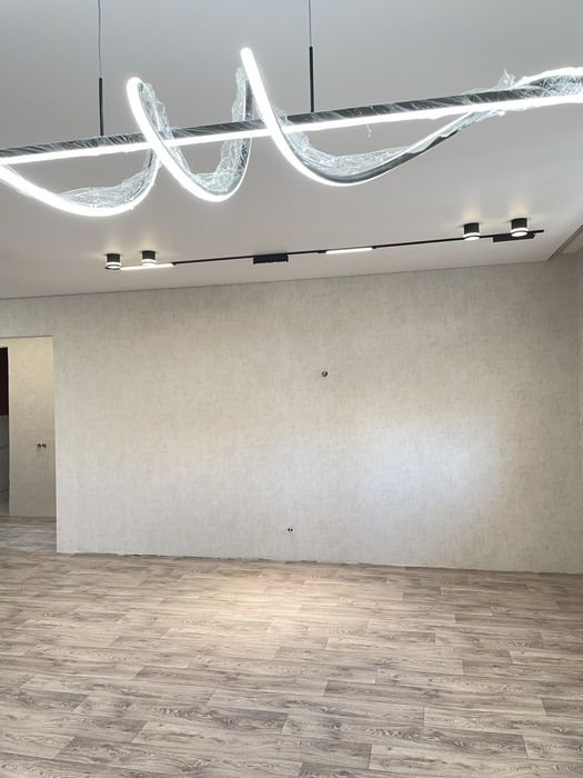 Профессиональная поклейка обоев