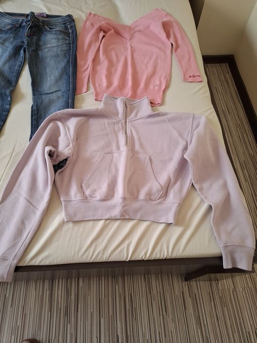 Лот дамски дрехи