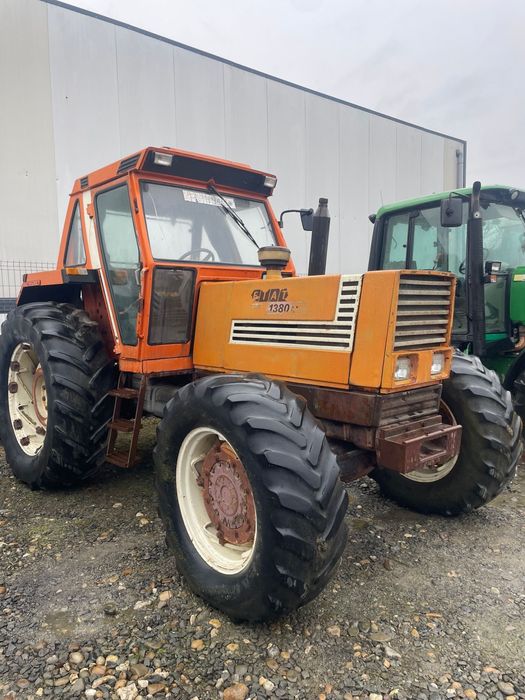 John Deere 6630, Fendt Favorit 822, Fiat 1380, Landini 6500.