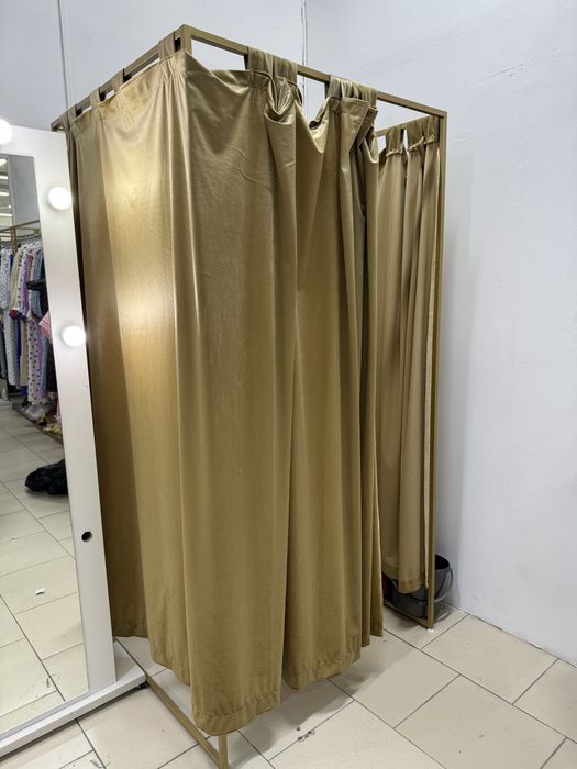 Примершный,гардероб сатылады