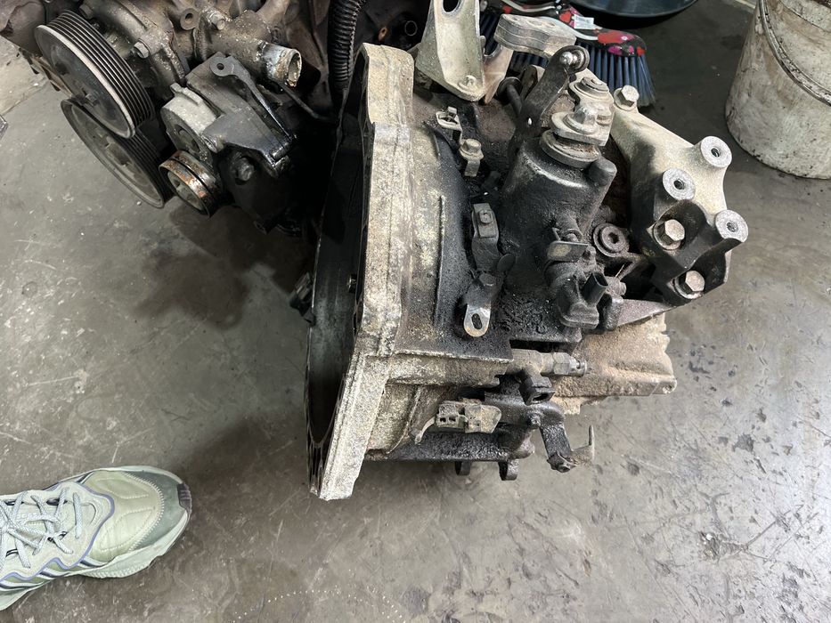 Cutie opel astra j 1,6 d  euro 6