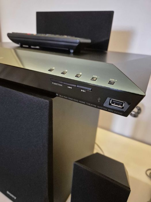 Home Cinema 5.1 Blu-ray 3D Sony BDVE2100 , 1000W , USB , Wi-Fi , Bluetooth , NFC , Radio FM , Netflix , Browser Web