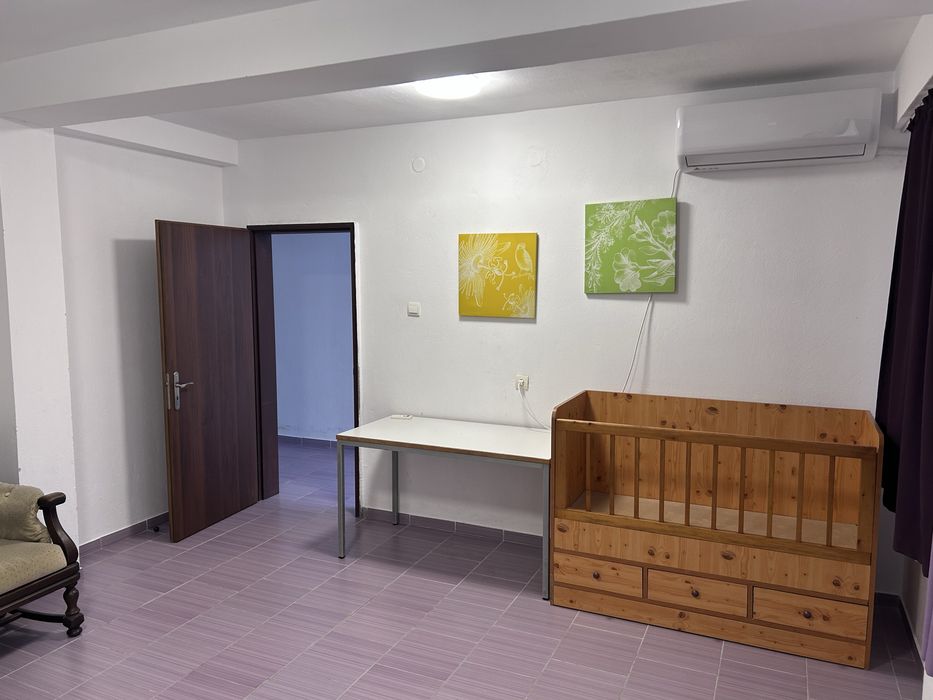 Дава се под наем Тристаен апартамент в Горна Оряховица - 45 кв.м за 219.3 € - Снимка #1