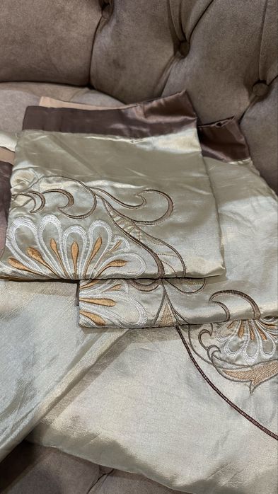 Покрывало с наволочками