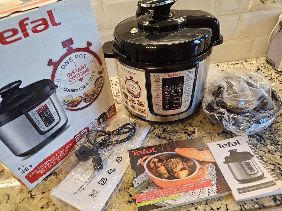 sub presiune electrica Tefal One Pot CY505E30, 1200W, capacitate vas antiaderent 5.8 L, 25 de programe, functie pastrare la cald, argintiu & negru