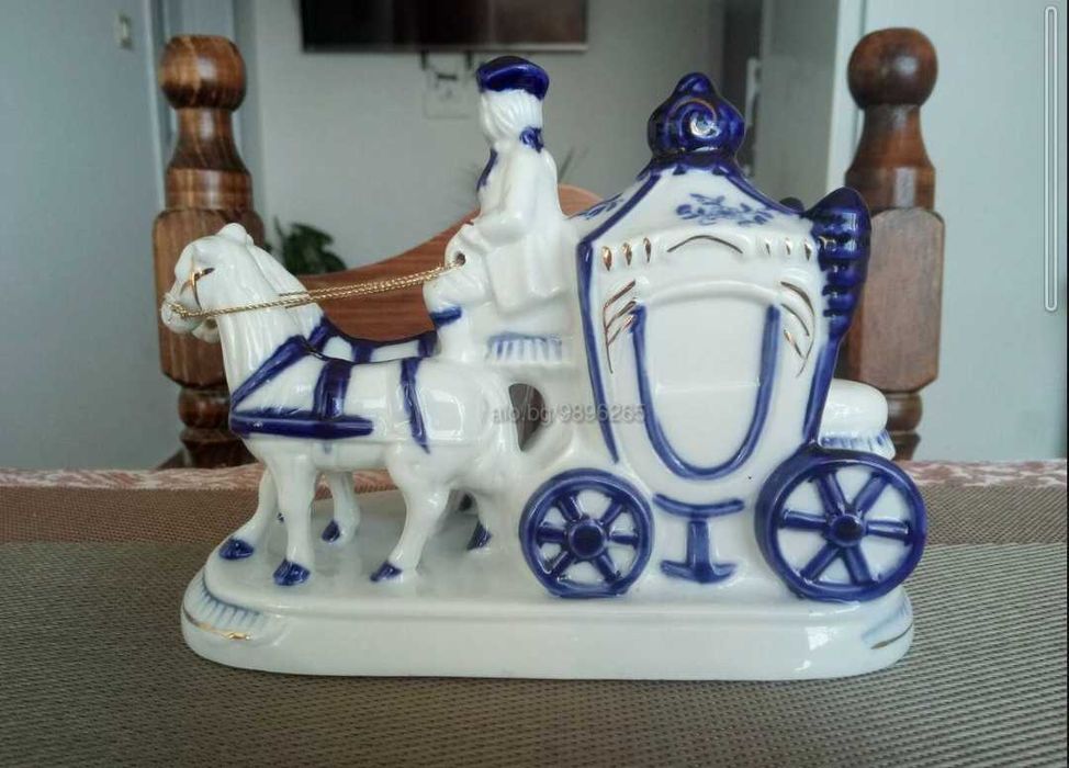Каляска.Порцелан.