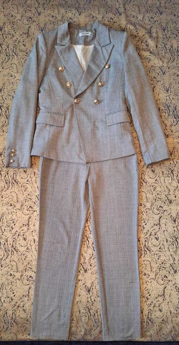 2 Костюма двойки 38 р. (44-46 наш), Турция