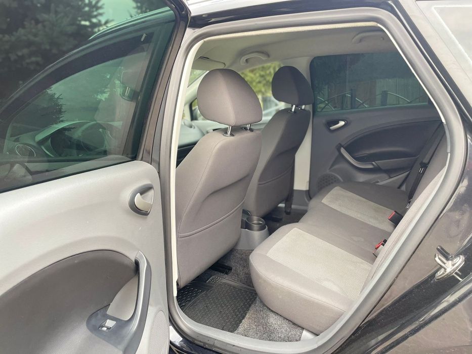 Vând Seat Ibiza 1.2TDI Diesel 2012 euro 5 Proprietar 200.000km
