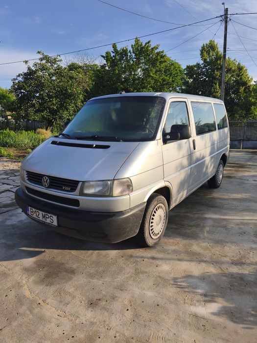 VOLKSWAGEN Caravelle 2001