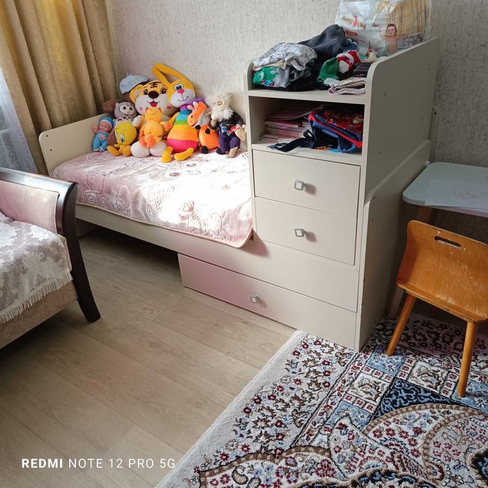 Продам детскую кроватку