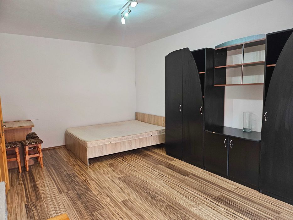 Ap 2 camere, 50 mp, Eroilor 84 în spate la Profi