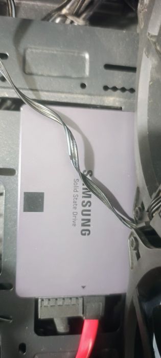 Vând calculator i5 gen 6 16 GB DDR4