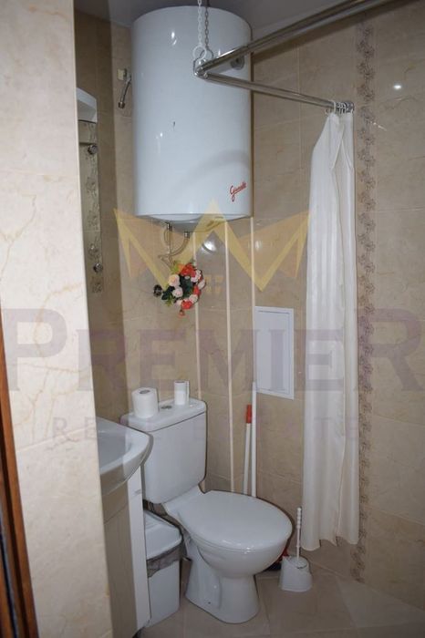 Дава се под наем Двустаен апартамент в Варна, Базар Левски - 63 кв.м за 510 € - Снимка #9