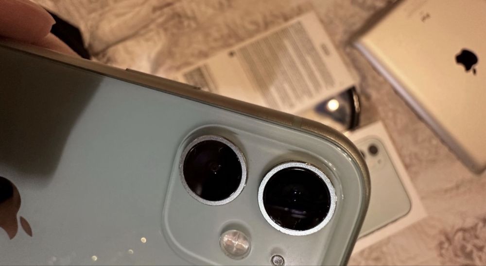 Iphone 11 зеленый