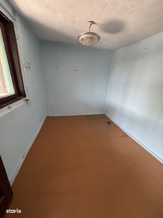 Rahova, Sector 5, Casa individuala 4 Camere plus dependinte.