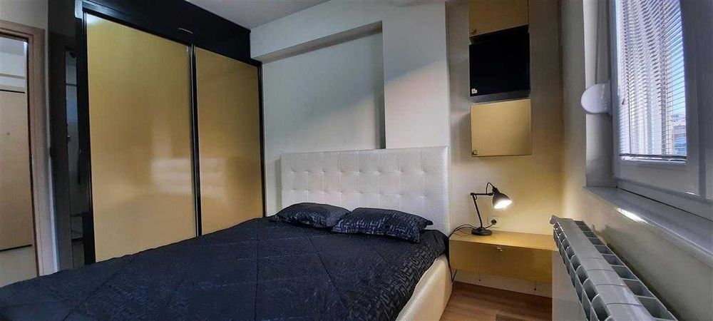 Дава се под наем Двустаен апартамент в Бургас, Зорница - 57 кв.м за 204 € - Снимка #2