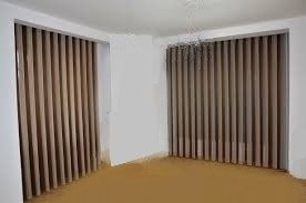 Perdea verticală