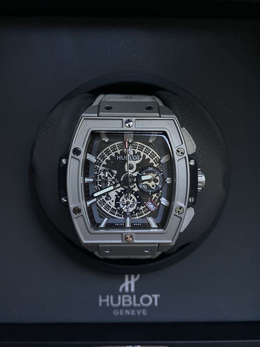 Продам Часы  Hublot