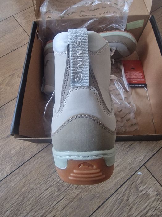 Simms ботинки для рыбалки