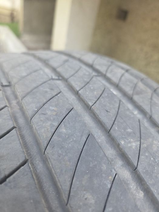 Vând anvelope de vară Michelin
