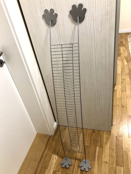 Stander metalic CD-uri, Mobexpert