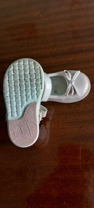 Бебешки обувки за момиче