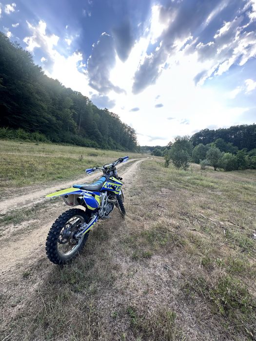 Vand  urgent sau schimb yamaha wrf250,4t