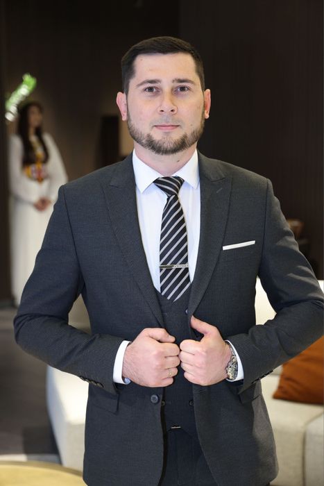 Тамада-ведущий торжеств