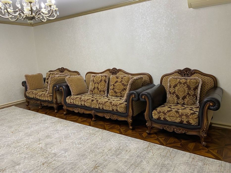 Диван, кресло сатылады