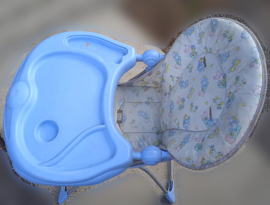 Стул детский со столиком